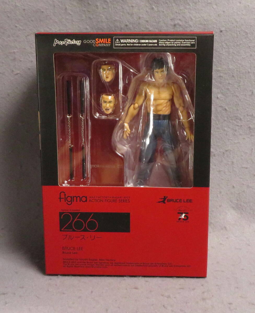 ブルース・リーフィギュア　ラーゴ社敵付き２体セット　レア品 ブルース・リーフィギュア ラーゴ社敵付き2体セット レア品
