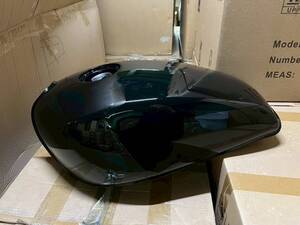 ゼファー400 ガソリンタンク 黒/ゼファーΧ 未使用 フューエルタンク 燃料タンク 外装 ZR400C