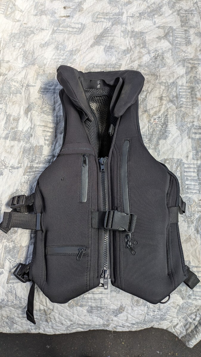 OWNER カルティバ ゲームフローティングベストIII オーナー ゲームフローティングベスト3 フリー - 釣具の