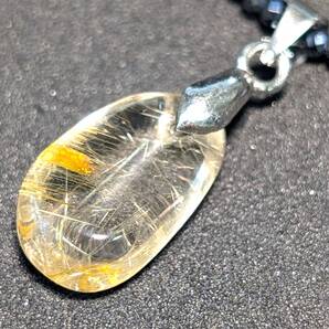 ルチルペンダント ネックレス ゴールドルチル ブラックスピネル(チタンコーティング)透き通りが半端ない クリスマス プレゼントに