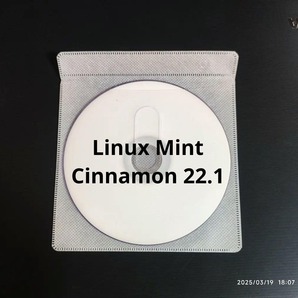 Linux Mint Cinnamon 22.1 インストールメディア