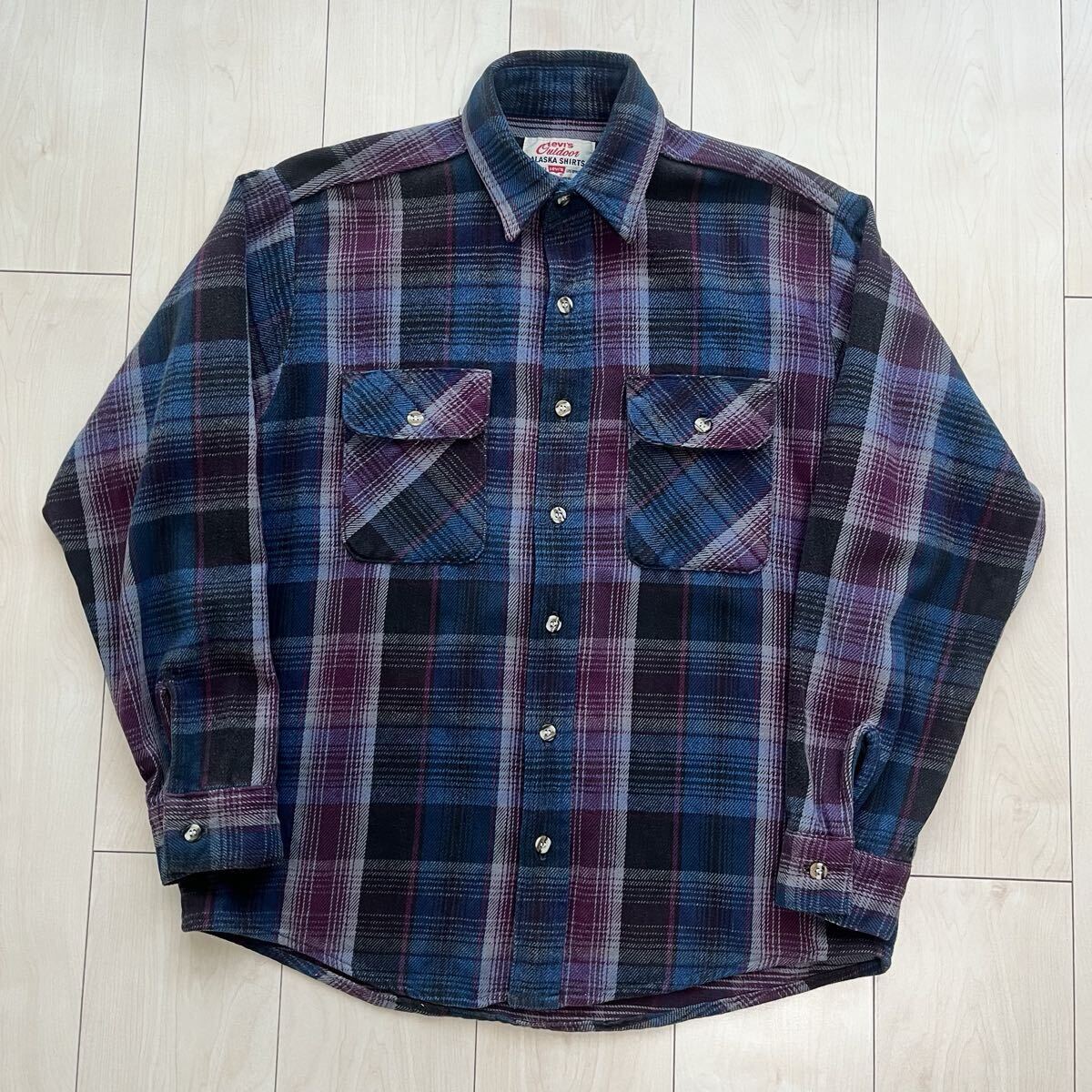 LEVI’S ／リーバイス アラスカ ヘビーネルシャツUSA製／希少／Ｍサイズ 2025年最新】リーバイス アラスカの人気アイテム - メルカリ