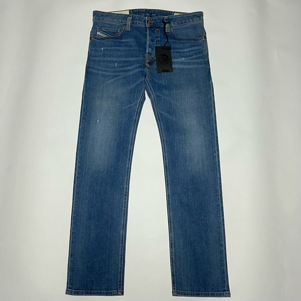 DEISEL デニムパンツ　未使用品 メンズ デニムパンツ D-AXFOR-S（デニムパンツ）｜DIESEL