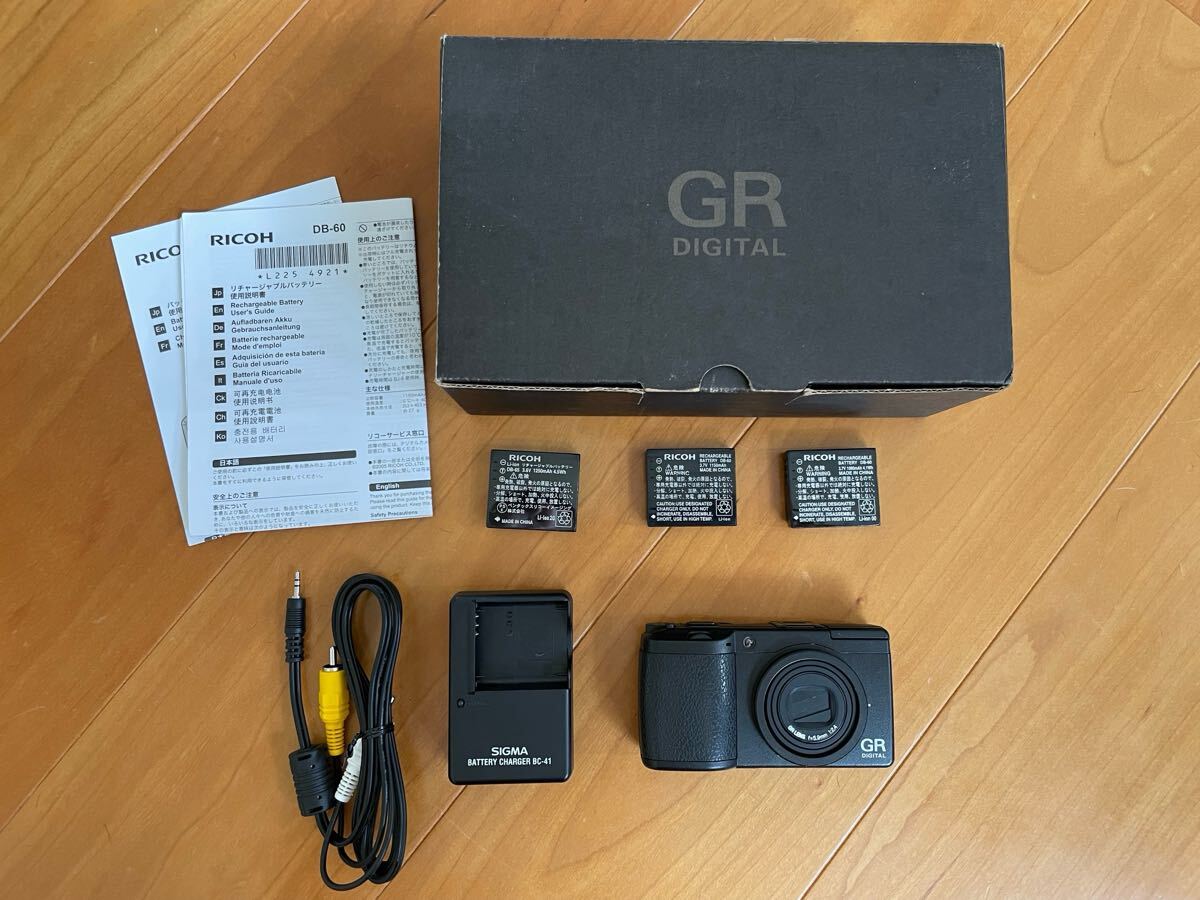 コンパクトカメラ　まとめ売り　大量　在庫処分　動作未確認 コンパクトフィルムカメラ まとめ 約35台 動作未確認 在庫処分