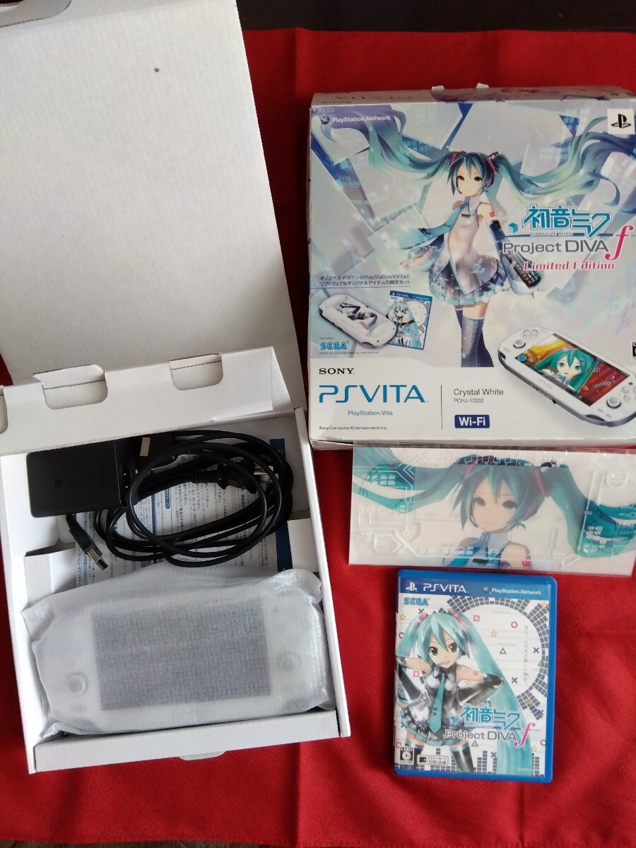 プレーステーションヴィータ 本体 備品付き カセット2つ付き Amazon.co.jp: ゲーム機本体 - PS Vita: ゲーム