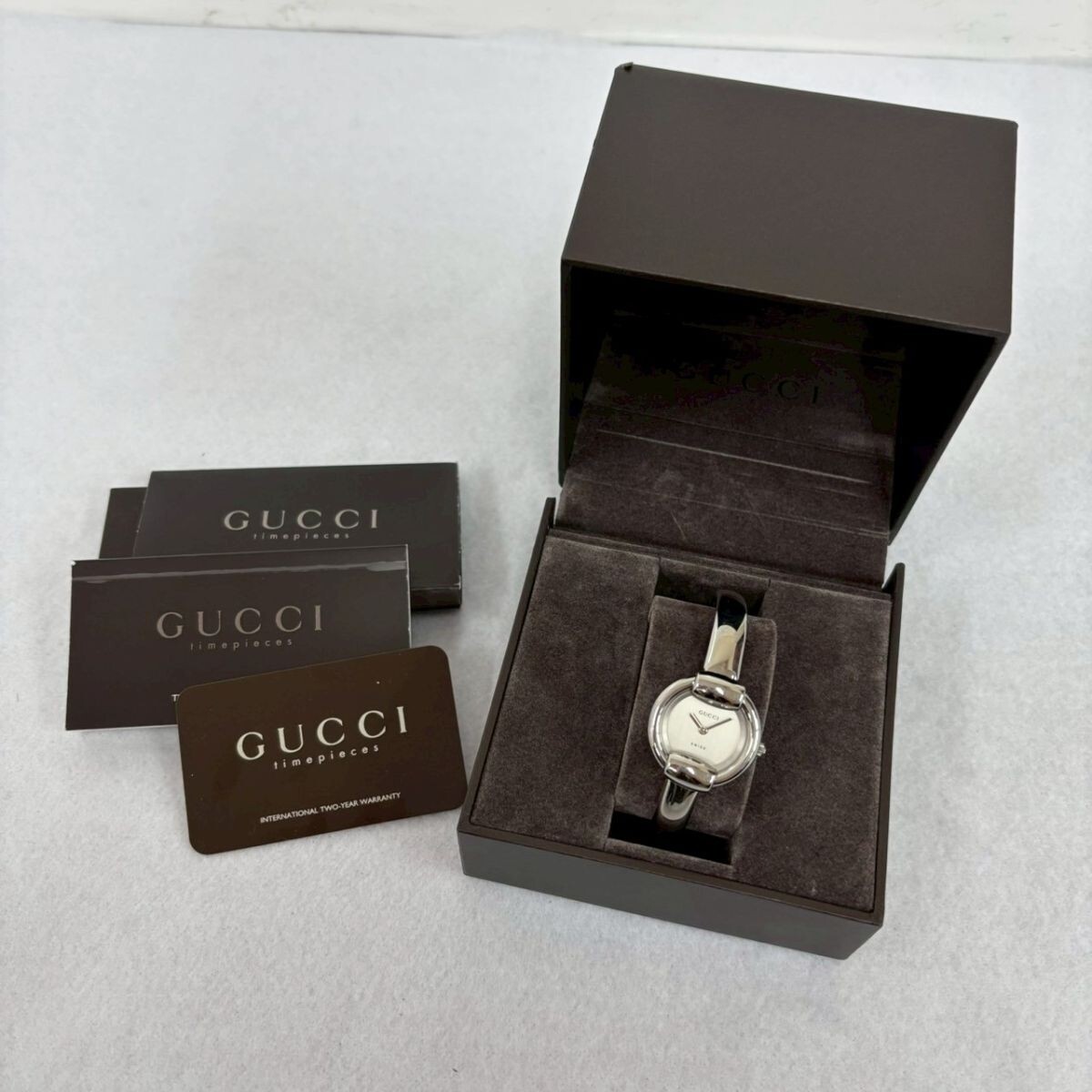 グッチ GUCCI シェリーライン バングルウォッチ ブレスレット　箱付 グッチ GUCCI シェリーライン バングルウォッチ ブレスレット 箱