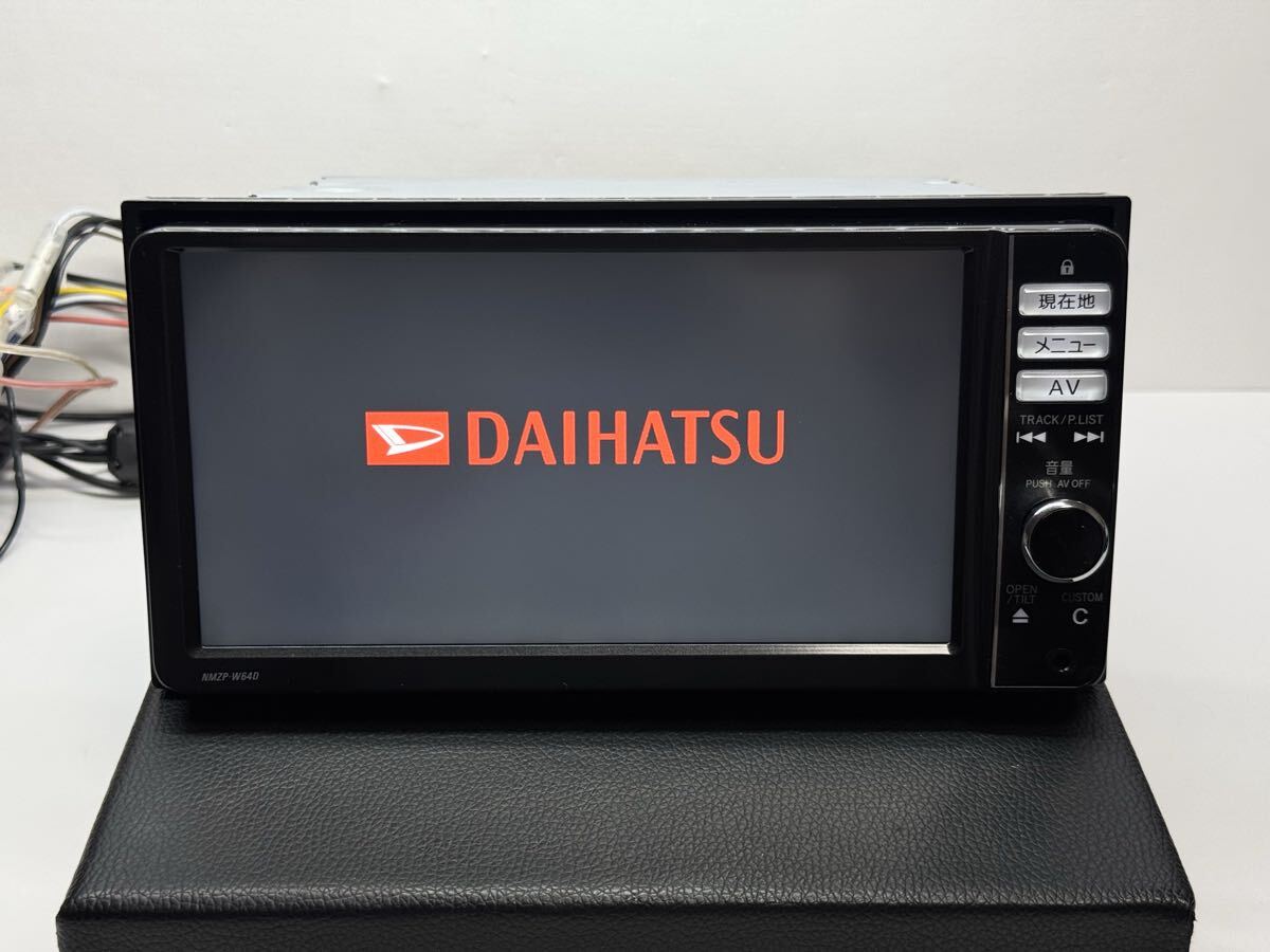 DAIHATSU ダイハツ純正 カーナビ NMZP-W64D データ2013年 Yahoo!オークション -「ダイハツ 純正 ナビ nmzp」(純正品