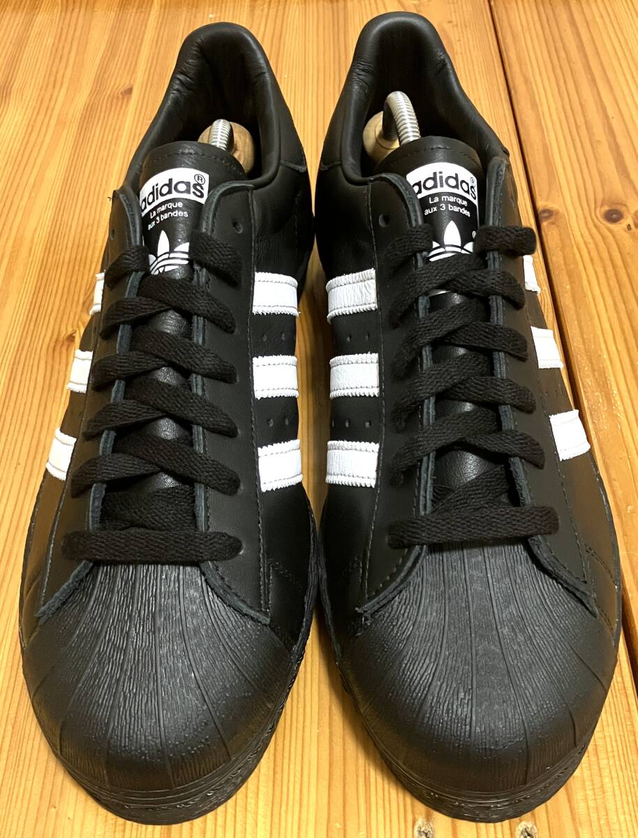 新品未使用箱付きadidas Superstar ブラック 外箱付き 未使用 SUPERSTAR スーパースター 2023年 天然皮革