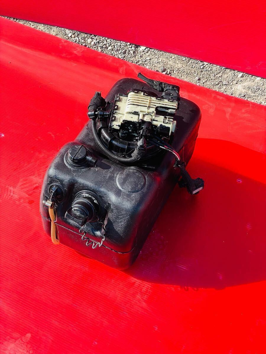 アドブルータンク いすゞ 尿素タンクASSY リビルト品 ギガ ISUZU QKG-CYL77A 8