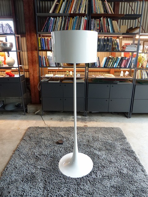 フロス　ビンテージ　パオ　ポストモダン　フロアスタンド　照明　ライト　ランプ フロス ビンテージ パオ ポストモダン フロアスタンド 照明