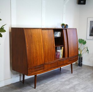 MJ Madsen ヴィンテージ ミドルキャビネット 1960年代 デンマーク 収納 大型 大収納 ローズウッド 北欧 上質 洗練 希少 339604