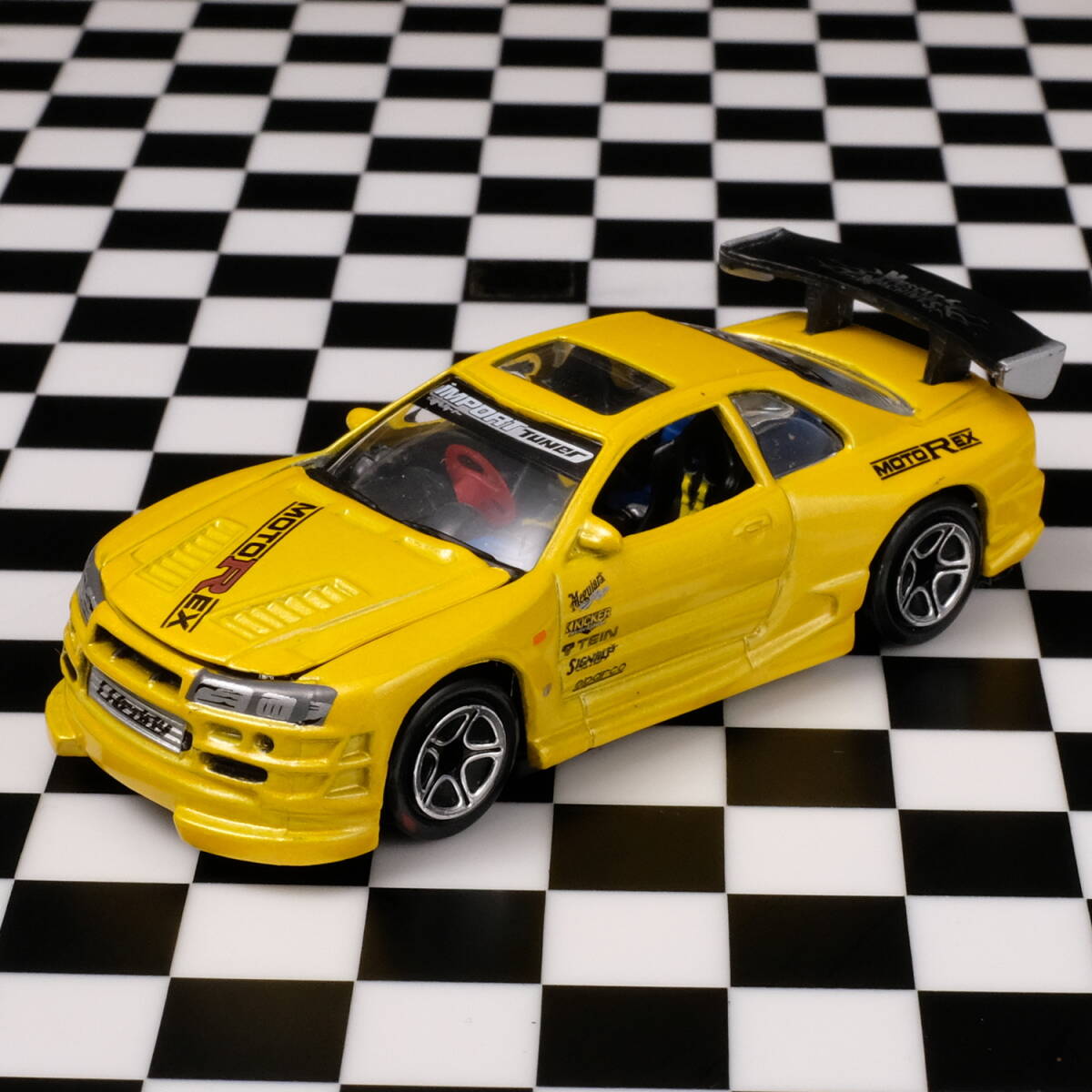 激レア　マッスルマシーン ミニカー NISSAN スカイライン　GT-R 00 Amazon | 1/64 マッスルマシーン Muscle Machines インポート