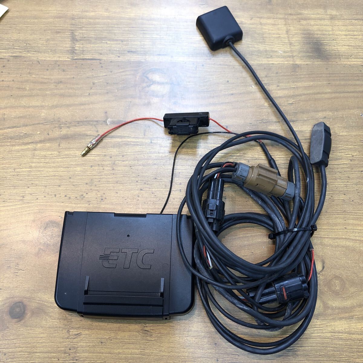 バイク用ETC JRM-11二輪用ETC車載器　中古 送料無料 バイク用 ETC 車載器 二輪用 JRM-11｜Yahoo!フリマ（旧PayPay