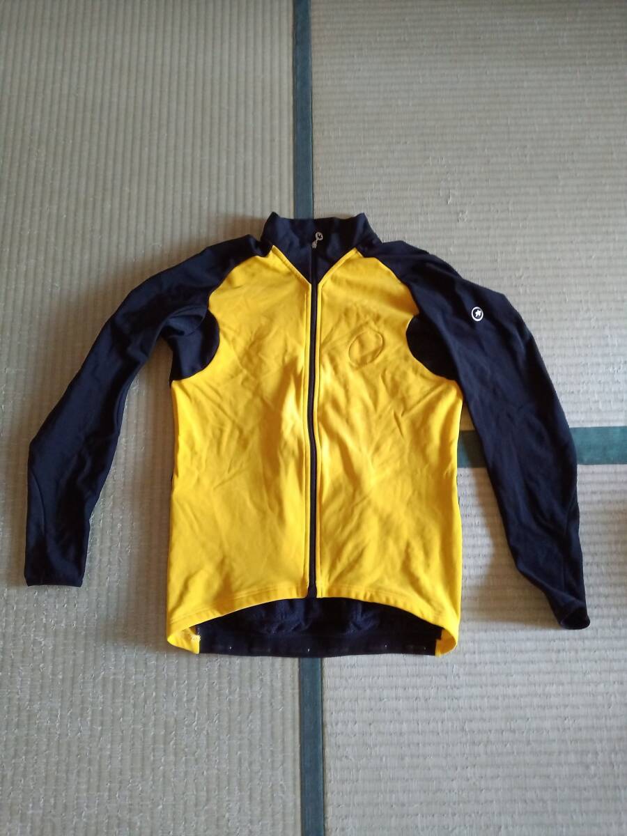 ASSOS ウェア3点まとめ ジレ&長袖ジャージ 中古品 ASSOS ウェア3点まとめ ジレ&長袖ジャージ 中古品 ウェア