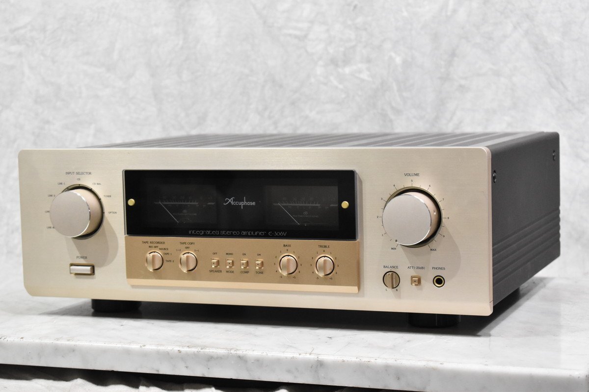 りり　Accuphase E-306 プリメインアンプ 難アリ Yahoo!オークション -「accuphase e-306」の落札相場・落札価格