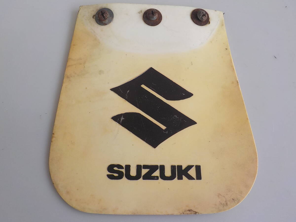 SUZUKI フェンダーフラップ 泥除け タレゴム 白、黒 2254920528.jpg?1714970160