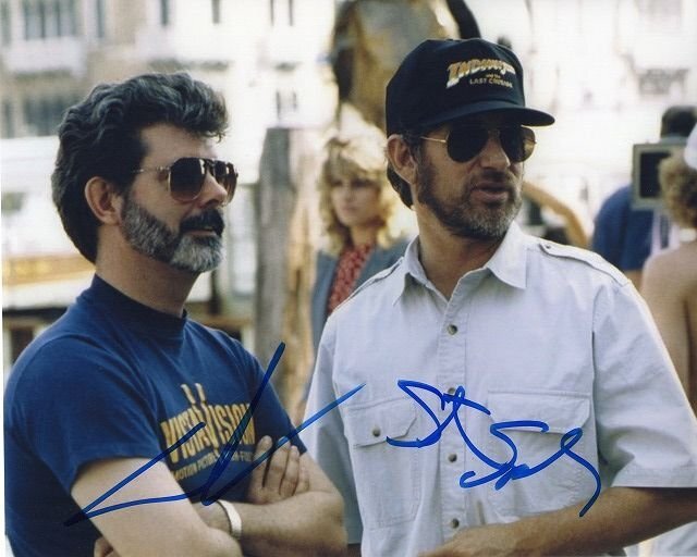 サイン＆写真　ジョージ・ルーカス？　詳細不明　シリアルナンバー　鑑定あり サイン＆写真 ジョージ・ルーカス？ 詳細不明 シリアルナンバー