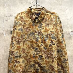 US古着ROUNDTREE&YORKE 長袖 柄シャツ ラウンドツリーヨーク