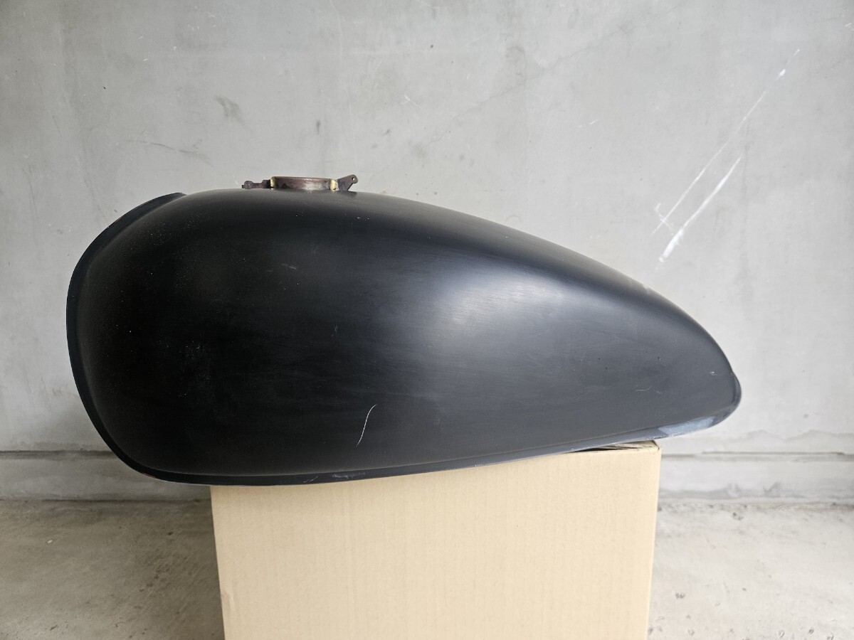 kz７５０E ガソリンタンク kz750E ガソリンタンク Z750FX2 ガソリンタンク □p297