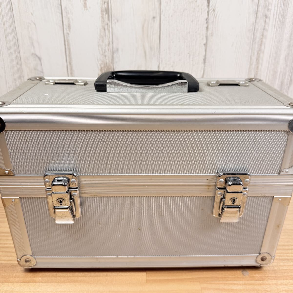 中古 アルミケース ジュラルミンケース 爆買 対象 在庫処分【中古】ジュラルミンケース アルミケース