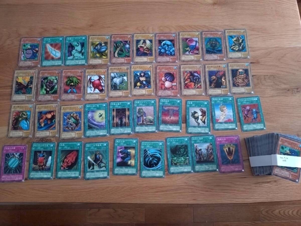 遊戯王ノーマルカードまとめ販売 遊戯王カード 初期 Vol.7 ノーマルカード28種セットの通販 by