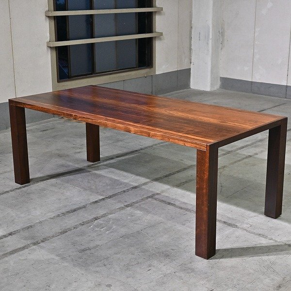 お引き取り　大阪府北摂地域　カッシーナ　ダイニングテーブル ☆関東（一都三県）・愛知県・大阪府・京都府☆限定値引き有り