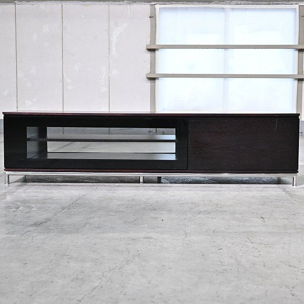 未使用品　BoConcept TVボード　テレビボード　チャコールグレー BoConcept (ボーコンセプト) TVボード LUGANO 販売中！ 愛品