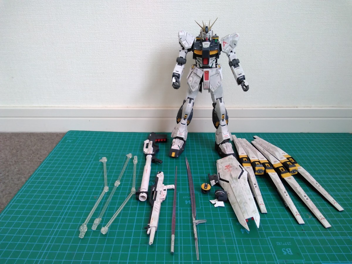 Yahoo!オークション -「mg ニューガンダム 完成品」の落札相場