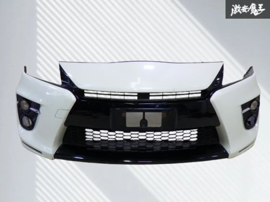 (65)30プリウス　社外後期パールホワイト　フロントバンパーフェイス ZVW30系 後期 プリウス 純正タイプ フロントバンパー フォグランプ有り