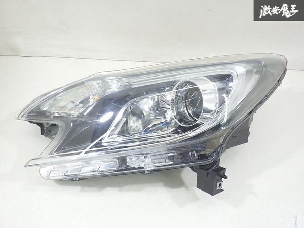 日産　ノート　ヘッドライト　純正・右 ノート/NOTE E13/SNE13 純正 右 ヘッドライト/ランプ LED