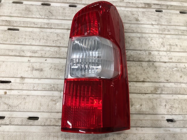 駅の番人 160系 プロボックス 純正 テールランプ 左右セット送料無料 駅の番人 160系 プロボックス 純正 テールランプ 左右セット送料