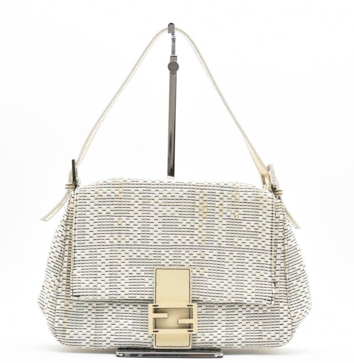 フェンディ FENDI エナメルショルダーバッグ Yahoo!オークション -「エナメル ショルダー」(フェンディ) (ふ