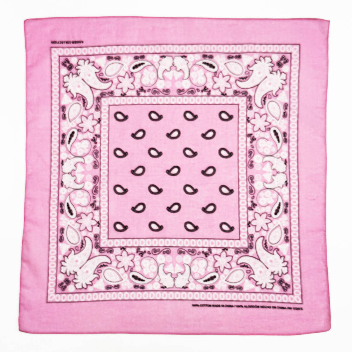 ■MADE IN CHINA パステルピンク ペイズリーバンダナ新品■