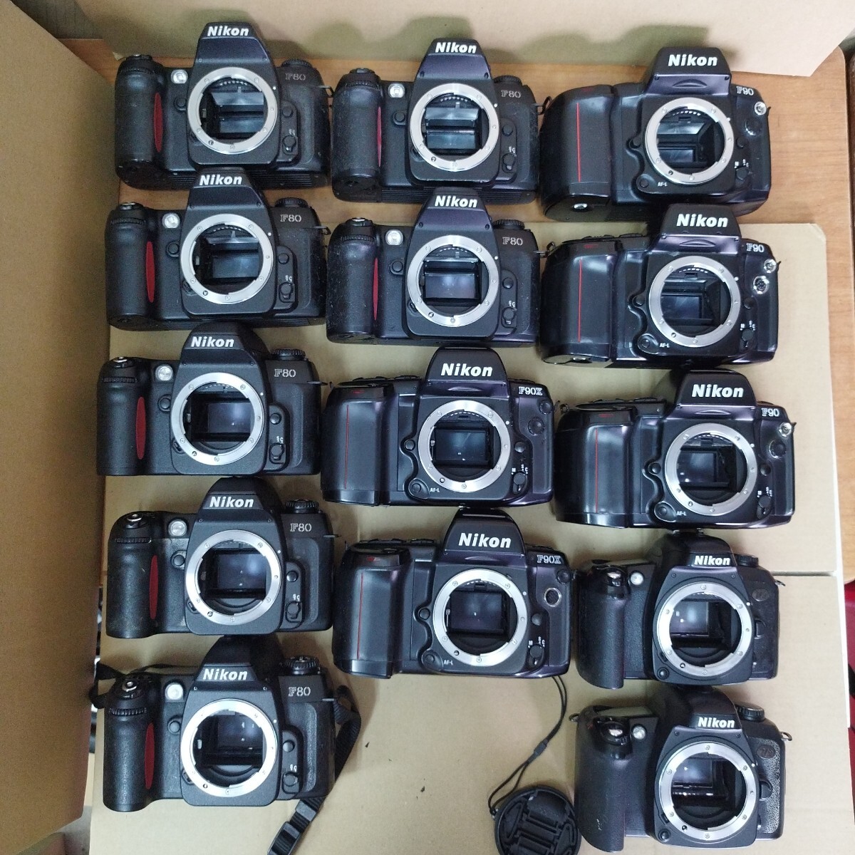 【新品◎未使用】Nikon F80D 一眼レフカメラ ⭐️ 付属品完備！ 新品◎未使用】Nikon F80D 一眼レフカメラ ⭐️ 付属品完備！