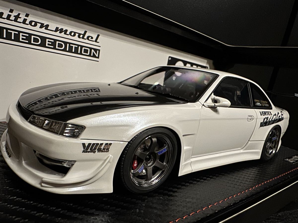 MORTAL 1/64 日産 シルビア S14 GT-SPEC V2 ホワイト MORTAL 1/64 日産 シルビア S14 GT-SPEC V2 ブラック Pre-Order