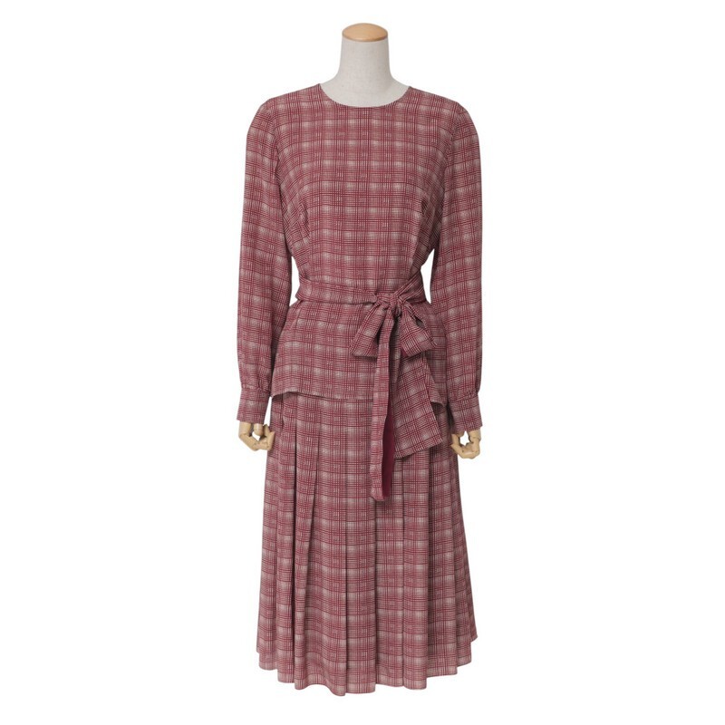 【未使用に近い】Aquascutumワンピースジャケットセットアップ　size8 AQUASCUTUM アクアスキュータム レディース セットアップ