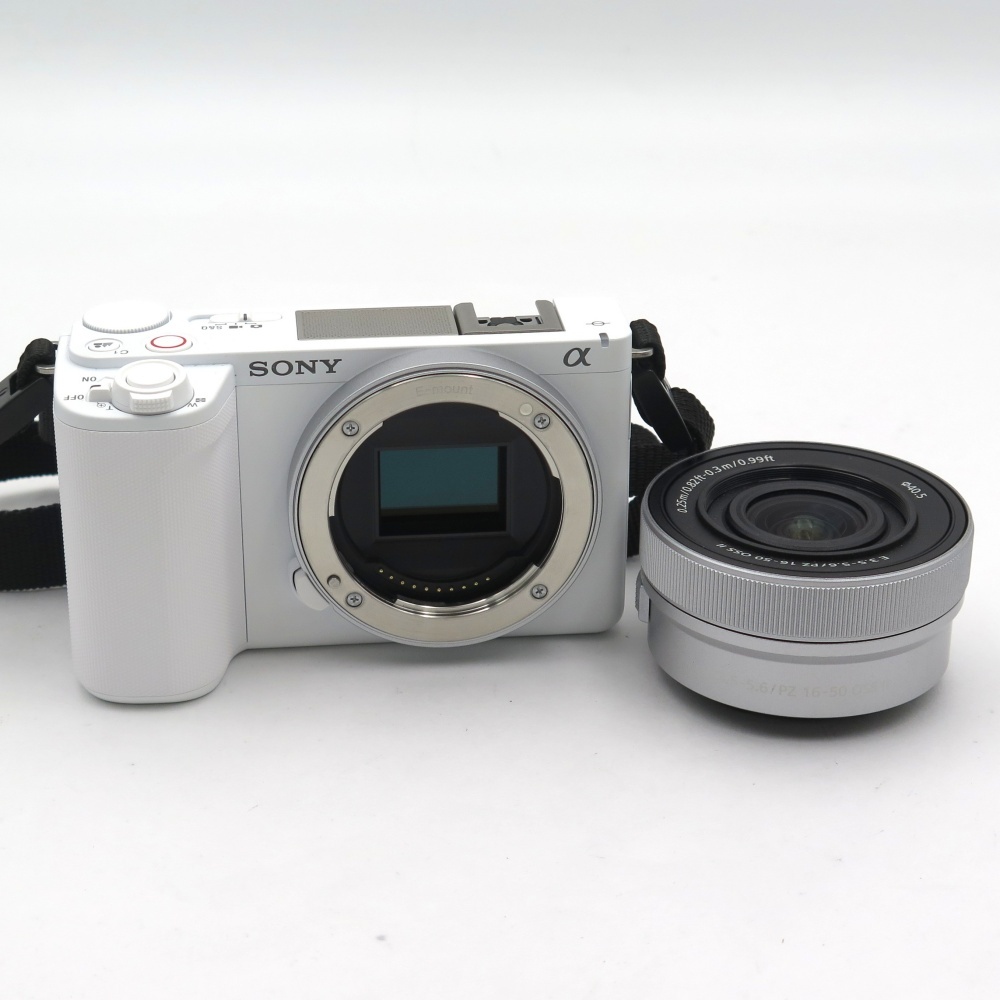 【ほぼ未使用新品同様】SONY α ZV-E10 ホワイト　おまけ付き ほぼ未使用新品同様】SONY α ZV-E10 ホワイト おまけ付き ほぼ未