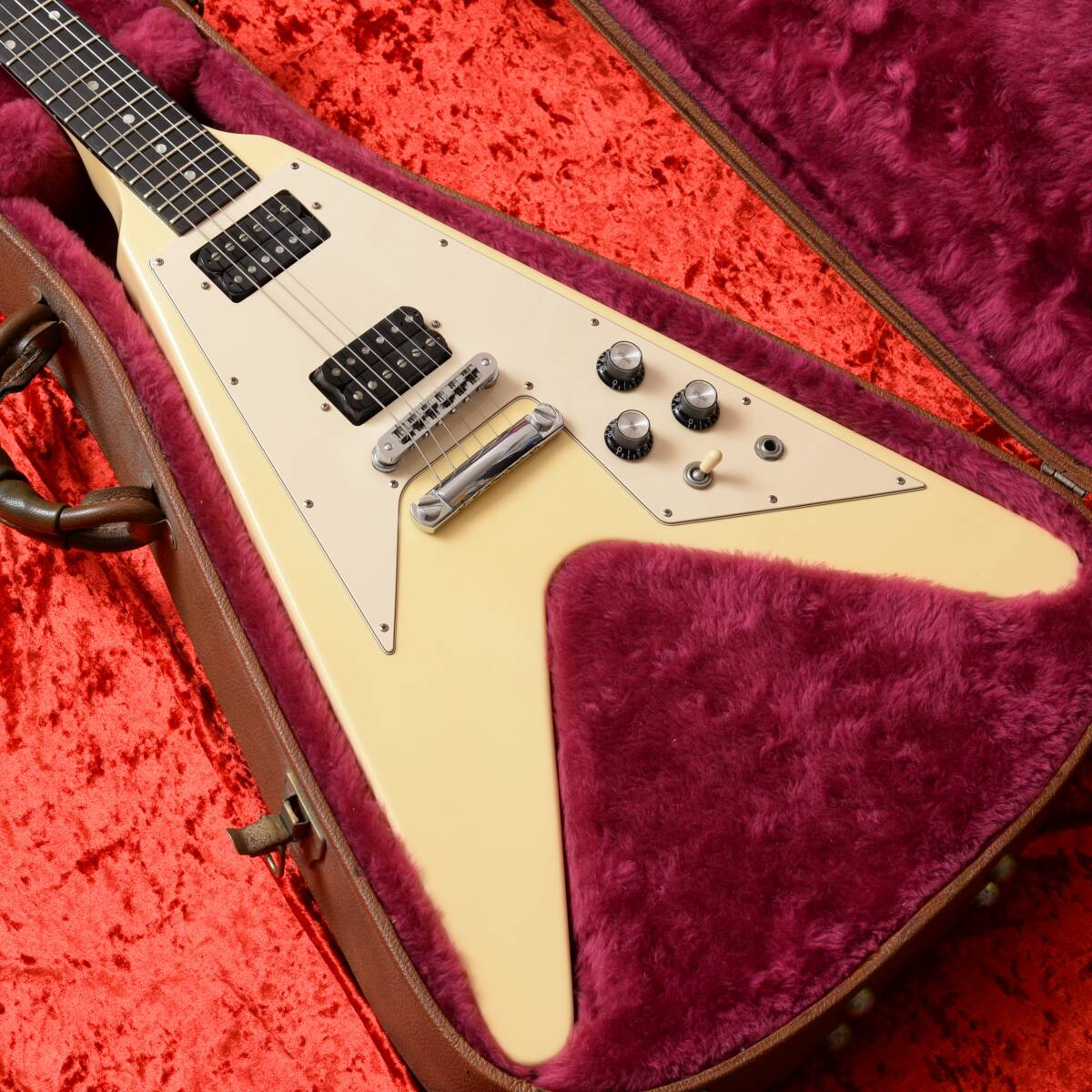 Yahoo!オークション -「gibson flying v 67」の落札相場・落札価格
