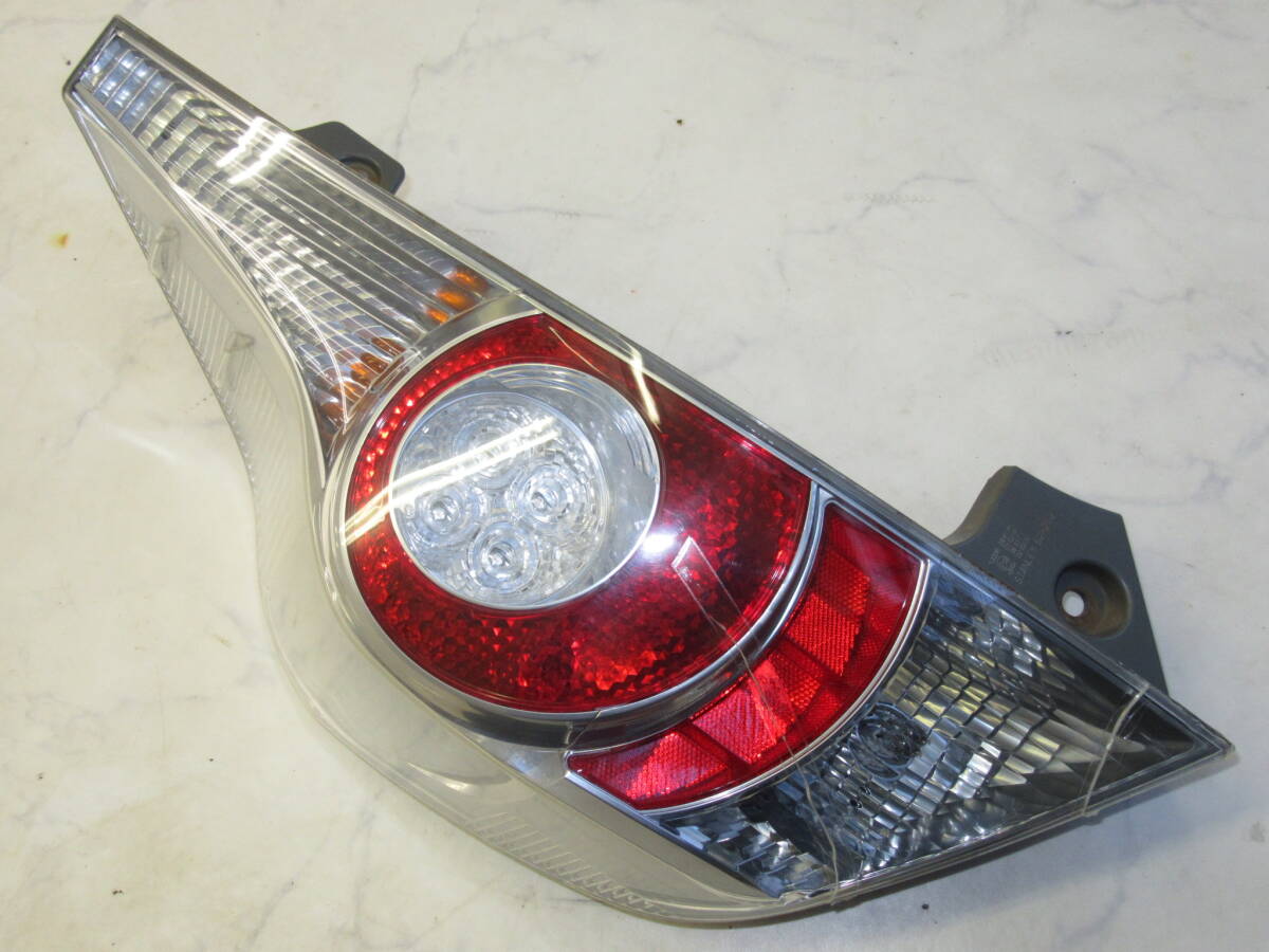 【LED全点灯】NHP10　アクア　右テールランプ　STANLEY 52-252 LED全点灯】NHP10アクア右テールランプSTANLEY 52-252