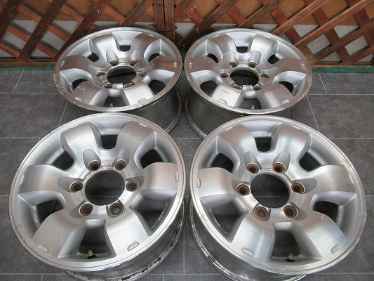 15インチ テラノ純正アルミホイール 激安 4本セット】日産 テラノ D21 標準ボディ 純正 スチール 鉄