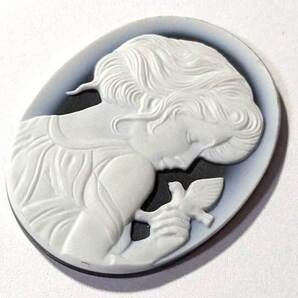 ■gen_055 カメオ ストーン 天然石 ルース 美品 希少 メノウ 瑪瑙 ★ ブローチ ペンダント ネックレスに! 美人 女性 横顔 鳥