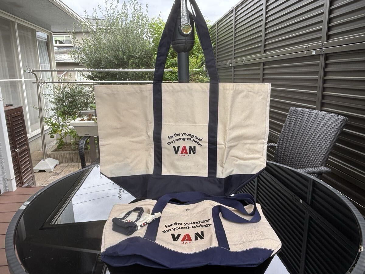 【極美品】VAN トートバッグ スポーツバッグ ヴァンジャケット ネイビー 極美品】VAN トートバッグ スポーツバッグ ヴァンジャケット