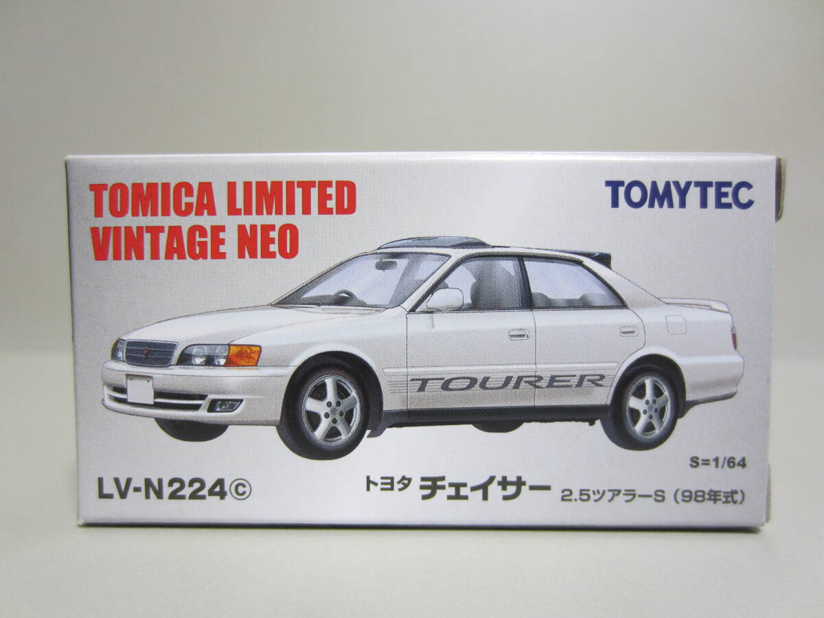 トミーテック トミカリミテッドヴィンテージ トヨタ チェイサー 2.5ツアラーS LV-N224c トヨタ チェイサー 2.5ツアラーS（白）98年式 | 製品を
