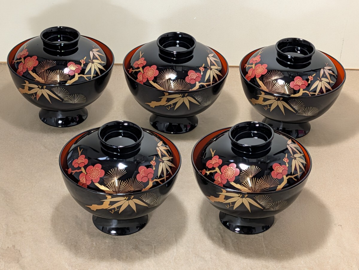 お椀のセット　推定明治　使用してるのか、未使用なのかは不明となります。 お椀のセット 推定明治 使用してるのか、未使用なのかは不明となり