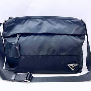 美品 PRADA プラダ トライアングルロゴ ナイロン ショルダーバッグ 黒 BT0740