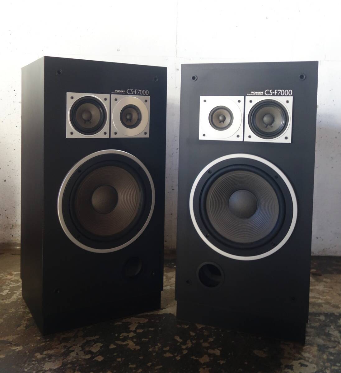 pioneer 昭和レトロ　ビンテージ　70年代　パイオニア　スピーカー１台 pioneer 昭和レトロ ビンテージ 70年代 パイオニア スピーカー1