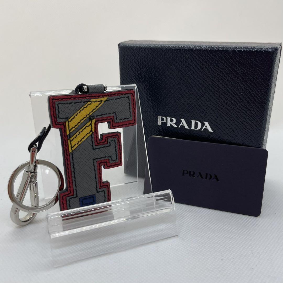 プラダ　ベルボーイ　キーリング（新品未使用） PRADAのキーホルダー検索結果|古着・中古品の通販サイト