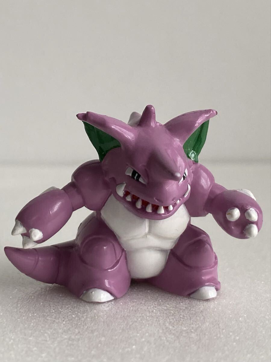 極美品　ポケモン　モンコレ　ニドリーノ　初期　フィギュア　レア 極美品 ポケモン モンコレ ニドリーノ 初期 フィギュア レア