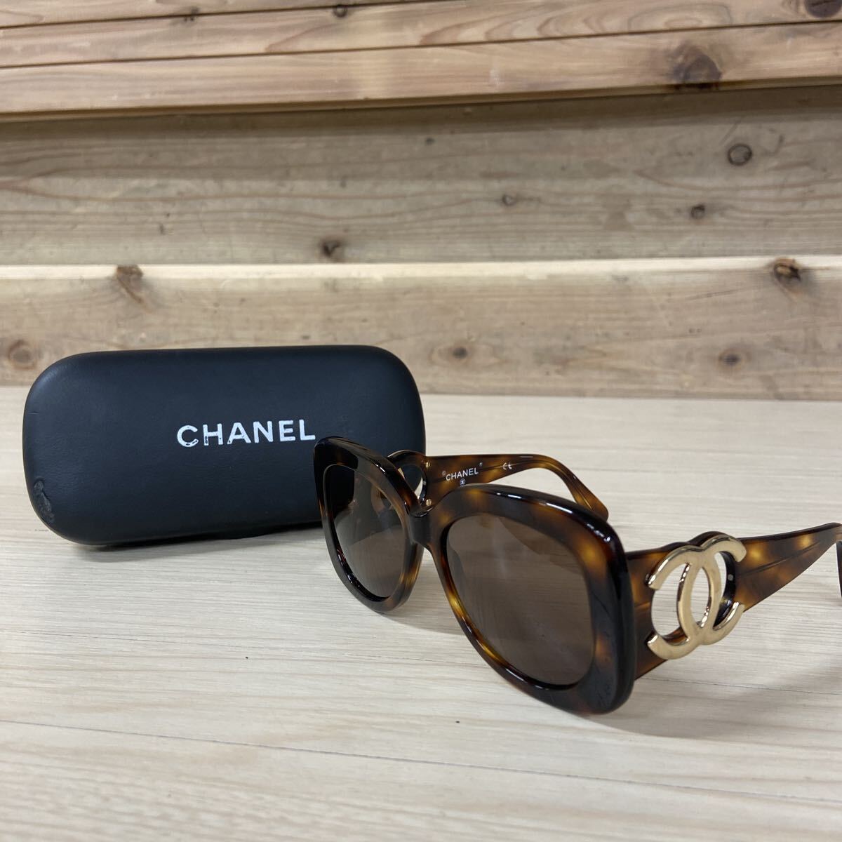 正規品☆シャネル ココマーク サングラス ヴィンテージ シャネルロゴ グレー 黒 CHANEL - Chanel シャネル サングラス ロゴ 白 ココマーク