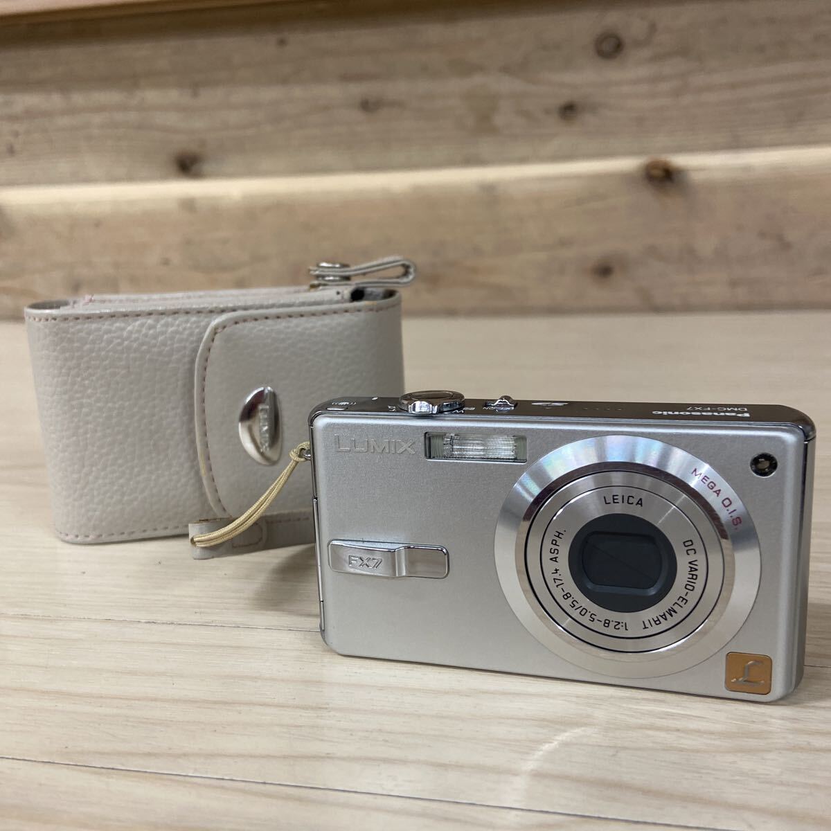 美品 Panasonic Lumix DMC-FX7 ホワイト デジカメ 中古 Yahoo!オークション -「lumix fx7」の落札相場・落札価格